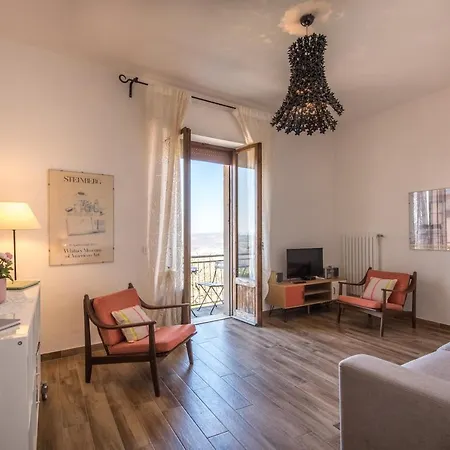 Entro Le Mura Montepulciano Stazione